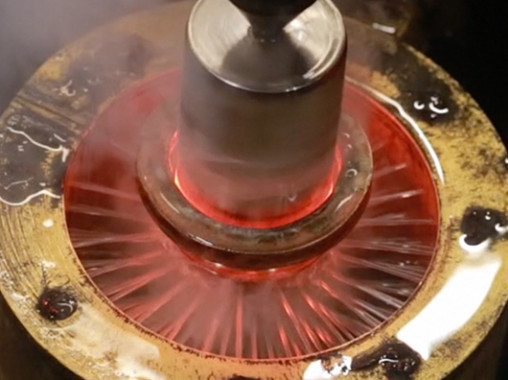 Roues de marche à haute fréquence de machine de chauffage de durcissement par trempe d'induction