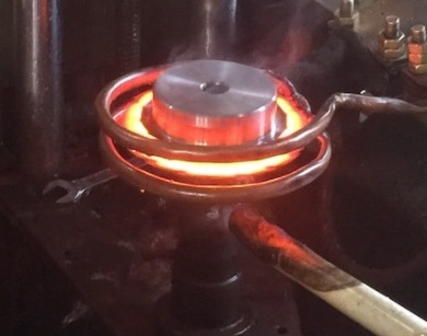 Induction électrique d'axe de vitesse durcissant éteignant la machine 23KHZ 420V à haute fréquence
