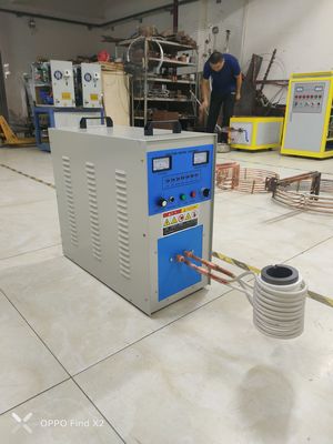 Petit four à fusion de verre, four à fusion par induction