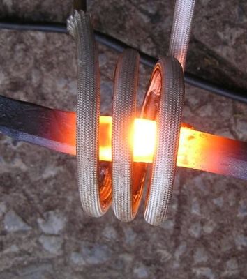 Machine de pièce forgéee chaude électrique à haute fréquence d'appareil de chauffage d'induction de fin de barre ronde