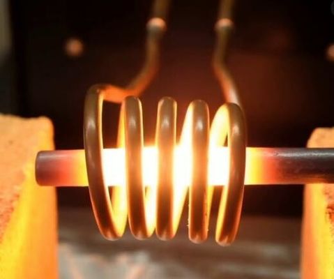 Machine à haute fréquence électrique de dispositif de four de chauffage par induction pour la pièce forgéee