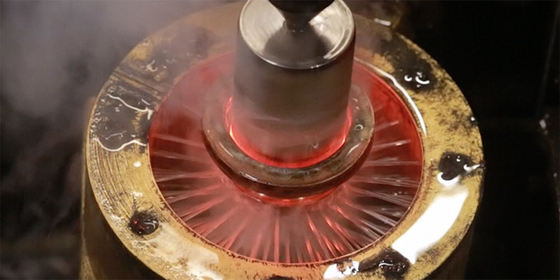 Équipement de traitement thermique à haute fréquence de durcissement par trempe d'induction du pignon à queue 480A