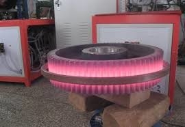 Chauffage par induction de fréquence moyenne de l'axe de vitesse 320A durcissant éteignant l'équipement